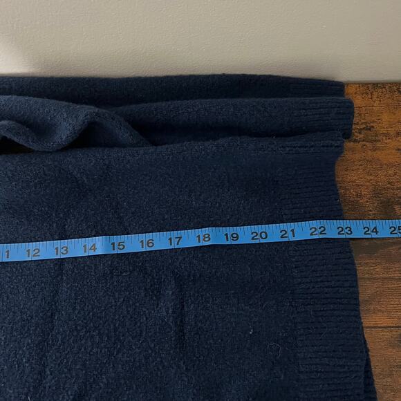 J.Crew Women's XL Extra Soft Rhinestone Button Long Sleeve Polo Sweater Navy Top - Picture 9 of 9